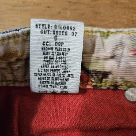 Lucky Brand Sweet N Low Boot Cut Jeans Low Rise Dark Wash Size 6 - Picture 12 of 13